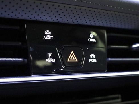 New 2026 Volkswagen Atlas Peak Edition image 20