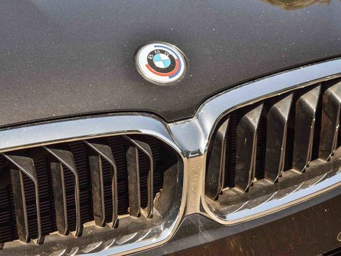 Used 2022 BMW M5 image 8