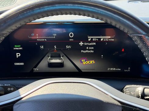 Certified 2023 Nissan Ariya VENTURE+ image 15