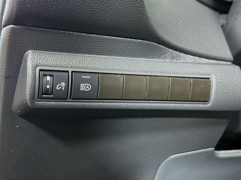 Used 2023 Toyota Corolla LE image 10