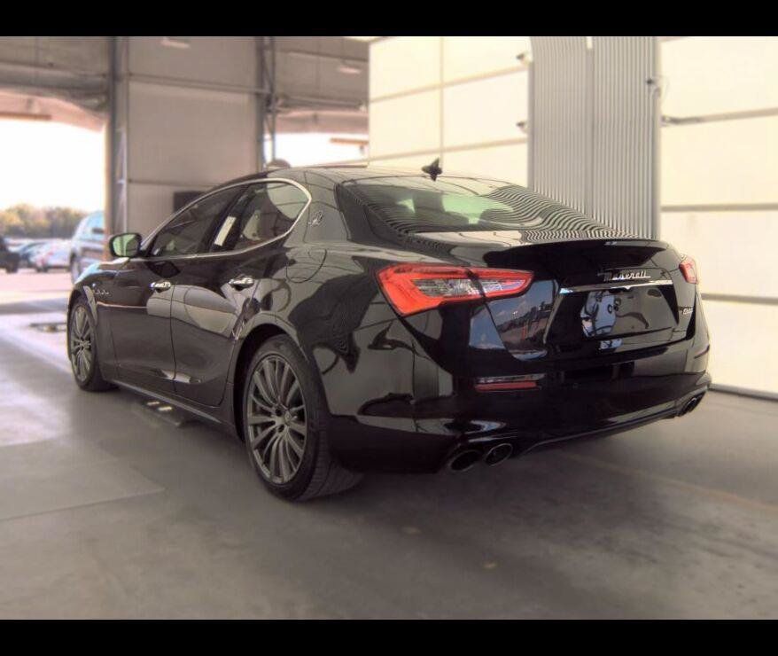 Used 2019 Maserati Ghibli RWD image 11