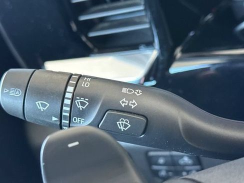 Used 2022 Chevrolet Silverado 1500 RST w/ Convenience Package II AWD/4WD image 38