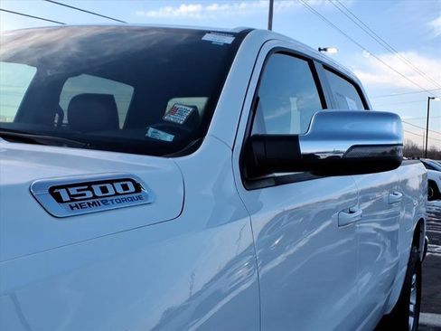 Used 2024 RAM 1500 Laramie image 34
