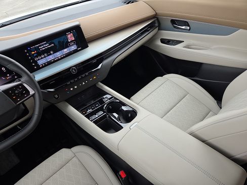 Used 2026 Nissan Murano Platinum w/ Technology Package AWD/4WD image 12