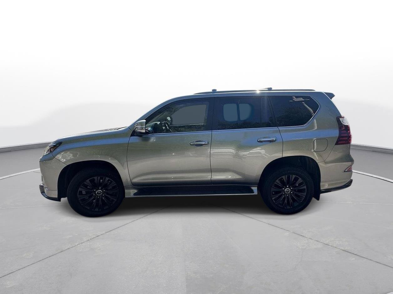 Used 2022 Lexus GX 460 Luxury w/ Sport Design Package AWD/4WD image 54
