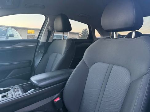 Used 2022 Kia K5 LXS image 11