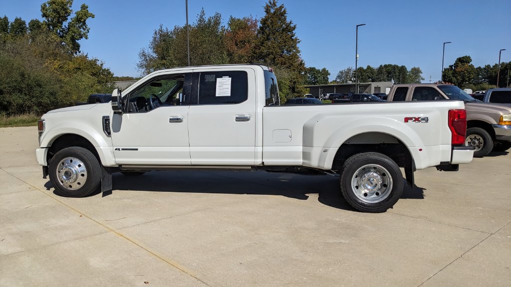 Used 2022 Ford F450 Limited w/ FX4 Off-Road Package AWD/4WD image 6