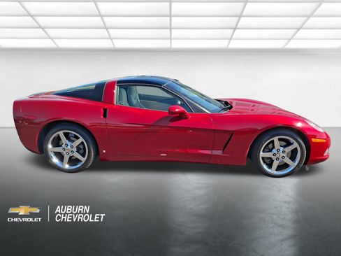 Used 2008 Chevrolet Corvette Coupe w/ Preferred Equipment Group RWD image 2
