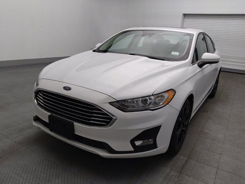 Used 2020 Ford Fusion SE w/ Equipment Group 151A FWD image 15