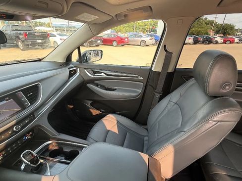 Used 2018 Buick Enclave Premium w/ Trailering Package AWD/4WD image 48
