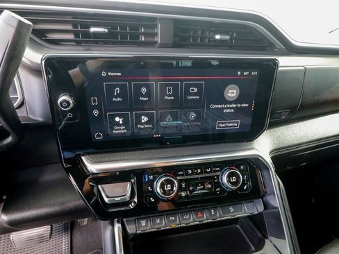 Used 2024 GMC Sierra 3500 Denali w/ Denali Reserve Package image 17