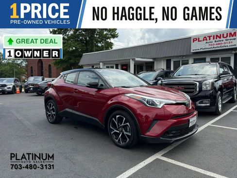 Used 2019 Toyota C-HR XLE FWD image 1
