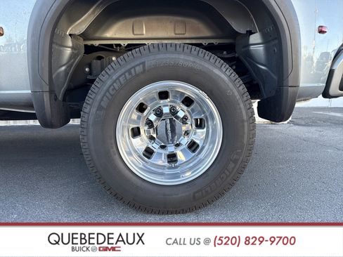 Used 2024 GMC Sierra 3500 Denali w/ Denali Reserve Package image 4