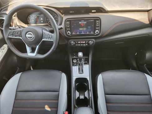 Used 2024 Nissan Kicks SR w/ SR Premium Package FWD image 29