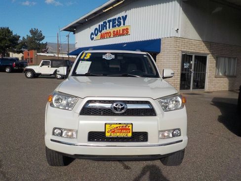 Used 2013 Toyota 4Runner SR5 image 15