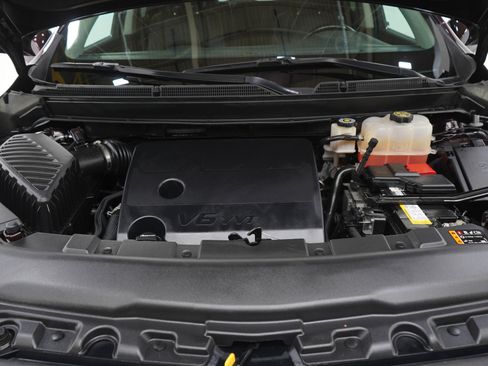 Used 2021 Buick Enclave Avenir w/ Avenir Technology Package AWD/4WD image 29