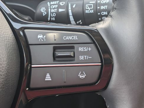 Certified 2024 Honda HR-V EX-L image 16