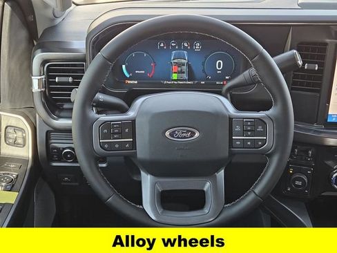 New 2026 Ford F250 Lariat w/ FX4 Off-Road Package image 16