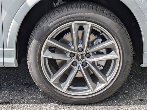 Used 2025 Audi Q3 2.0T Premium image 7