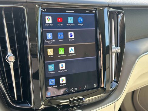 Certified 2025 Volvo XC60 T8 Core w/ Protection Package Premier image 11