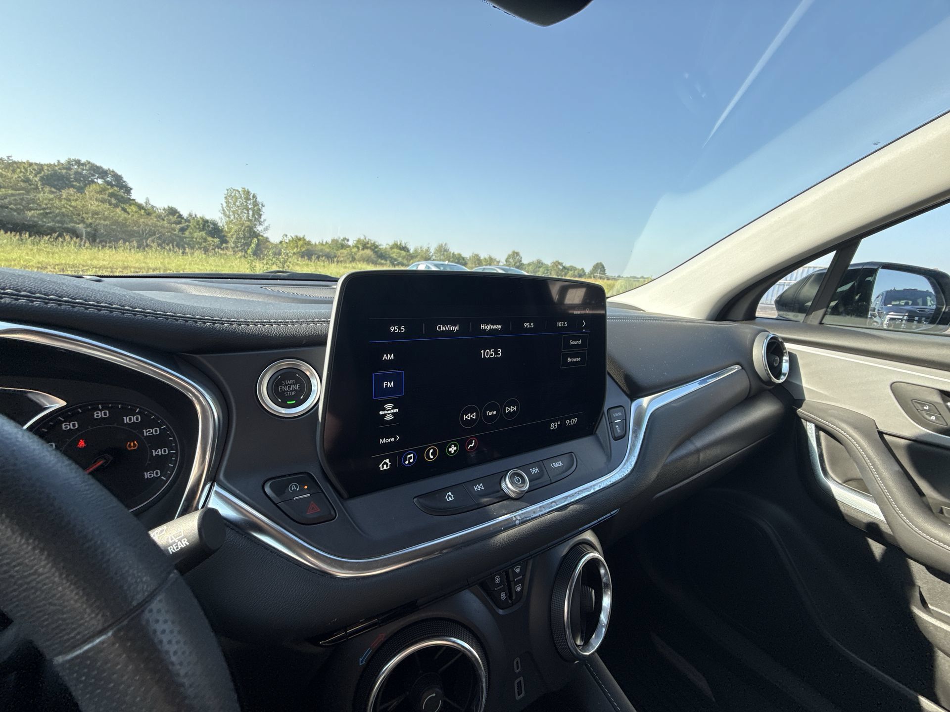 Used 2024 Chevrolet Blazer LT w/ Convenience Package FWD image 19