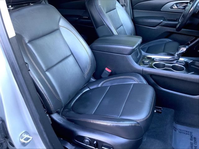 Used 2021 Chevrolet Traverse Premier w/ Redline Edition AWD/4WD image 30