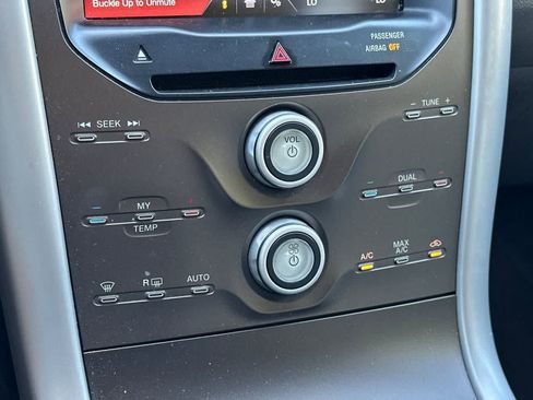 Used 2014 Ford Edge SEL w/ Equipment Group 205A FWD image 22