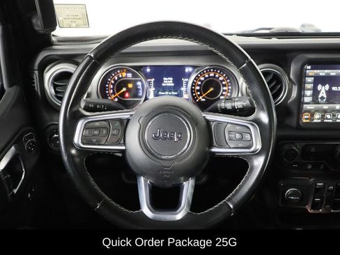 Used 2021 Jeep Wrangler Unlimited Sahara image 7