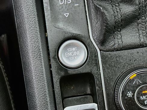 Used 2019 Volkswagen Atlas SEL AWD/4WD image 21
