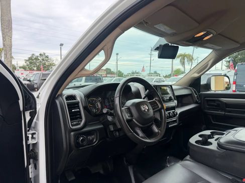 Used 2020 RAM 3500 Tradesman RWD image 12