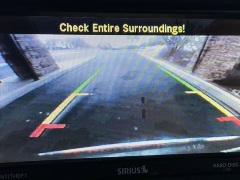 Used 2017 Dodge Grand Caravan SXT image 28