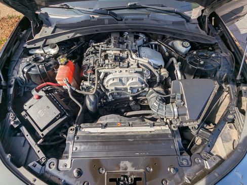 Used 2019 Chevrolet Camaro LS image 20