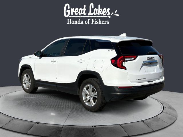 Used 2024 GMC Terrain SLE AWD/4WD image 3