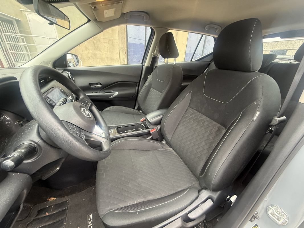 Used 2024 Nissan Kicks SV FWD image 8