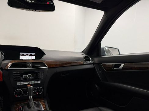 Used 2013 Mercedes-Benz C 300 4MATIC Sedan image 70