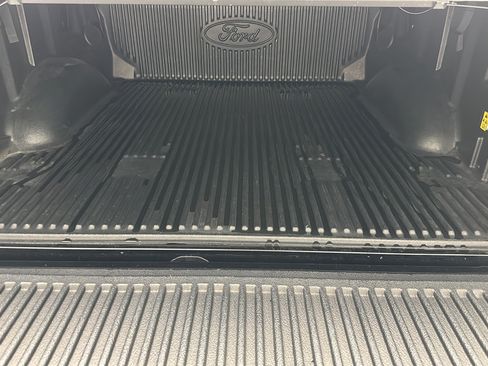 Used 2024 Ford F150 Lariat AWD/4WD image 8