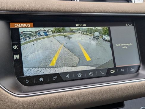 Used 2017 Land Rover Range Rover Sport HSE AWD/4WD image 18