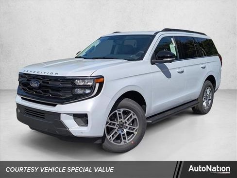New 2025 Ford Expedition Active image 1