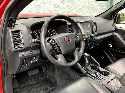Certified 2022 Nissan Frontier PRO-4X w/ Pro-4X Premium Package image 14