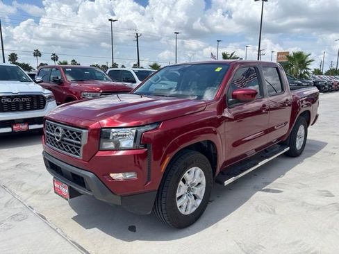 Used 2022 Nissan Frontier SV RWD image 3