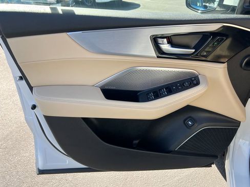 Certified 2023 Acura MDX SH-AWD w/ Technology Package image 12