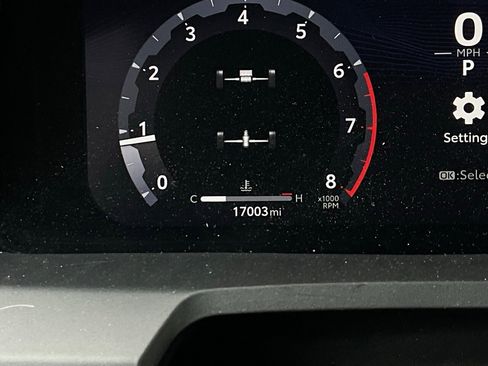 Used 2025 Toyota Tacoma TRD Off-Road image 38