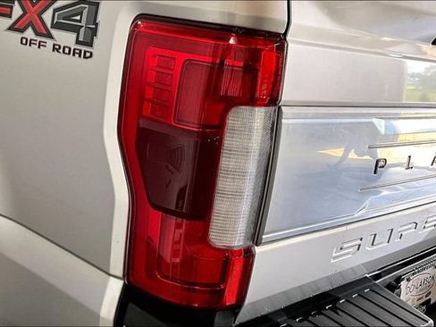 Used 2017 Ford F250 Platinum w/ FX4 Off-Road Package AWD/4WD image 8