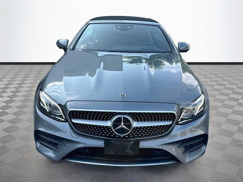 Used 2018 Mercedes-Benz E 400 4MATIC Cabriolet image 2