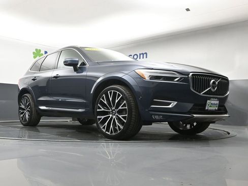 Used 2020 Volvo XC60 T6 Inscription w/ Protection Package image 24