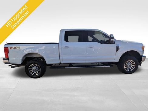 Used 2017 Ford F350 Lariat image 4