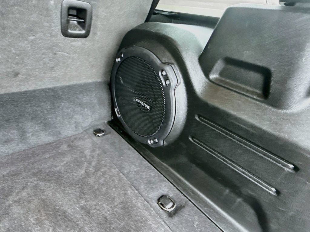 Used 2023 Jeep Wrangler Unlimited Rubicon 4xe AWD/4WD image 31