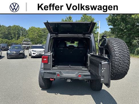 Used 2020 Jeep Wrangler Unlimited Rubicon AWD/4WD image 32