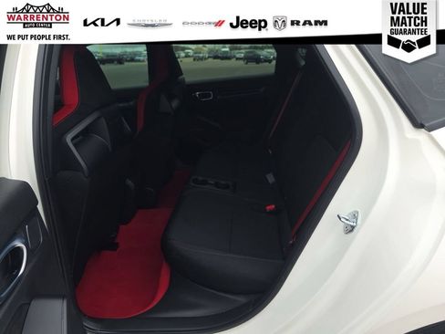 Used 2025 Honda Civic Type R image 13