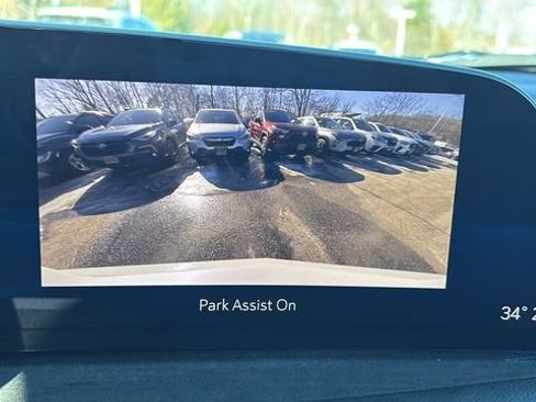 Used 2024 Cadillac XT4 Sport image 23